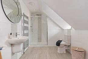 Ger Y Mor - Village Centre With Parking