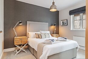 Ger Y Mor - Village Centre With Parking