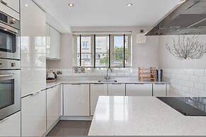 Ger Y Mor - Village Centre With Parking