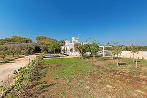 4147 Villa Daversa by Barbarhouse