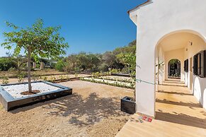 4147 Villa Daversa by Barbarhouse