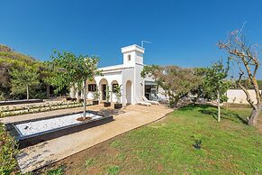 4147 Villa Daversa by Barbarhouse