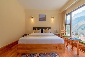 Magellan's The Golden Bridge Hotel