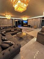 Comfort Point Two Hotel