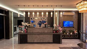 Comfort Point Two Hotel