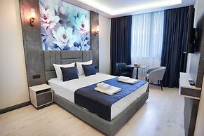 Comfort Point Two Hotel