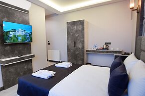 Comfort Point Two Hotel