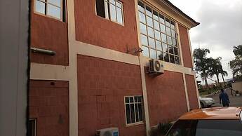 Towlab Hotel & Suites
