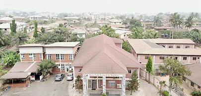 Towlab Hotel & Suites