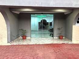 Royal Continental Suites and Apartments