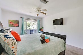 ~ 5 Mi to Beaches: Spacious Tampa Bay Home!