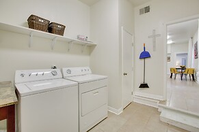 Nola Gem: 3 Mi to French Quarter