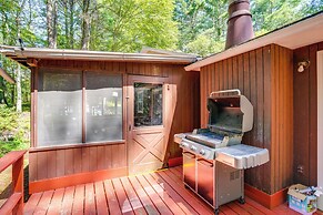 Berkshire Hideaway w/ Fire Pit & Playground!