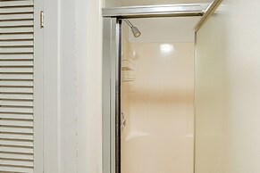 Berkshire Hideaway w/ Fire Pit & Playground!