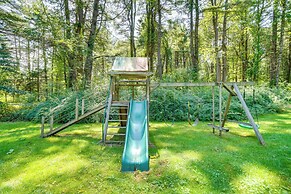 Berkshire Hideaway w/ Fire Pit & Playground!