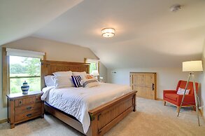 Modern Burkesville Home: 2 Mi to Dale Hollow Lake!