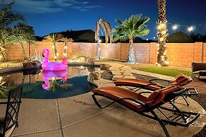 Private Pool & Grills: North Phoenix Retreat!