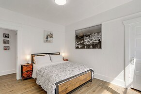Family-friendly Seattle Home in Green Lake!