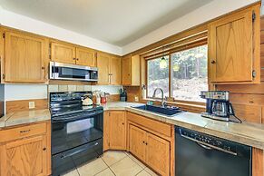 Cabin Near Lake Pend Oreille & Dtwn Sandpoint