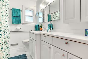 Welcoming Cottage Grove Home w/ Yard