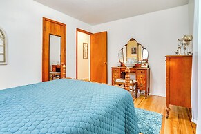Welcoming Cottage Grove Home w/ Yard