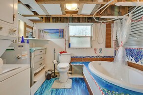 Pet-friendly Tampa Studio w/ Shared Pool