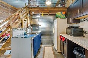 Pet-friendly Tampa Studio w/ Shared Pool