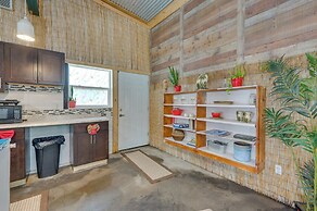 Pet-friendly Tampa Studio w/ Shared Pool