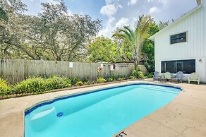 Pet-friendly Tampa Studio w/ Shared Pool