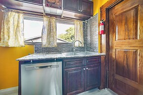 Family-friendly Home: Walk to Lake Erie!