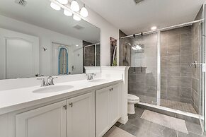 13 Mi to Disney: Davenport Townhome w/ Patio!