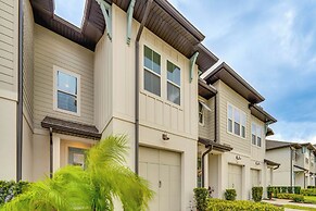 13 Mi to Disney: Davenport Townhome w/ Patio!