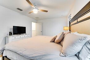 13 Mi to Disney: Davenport Townhome w/ Patio!