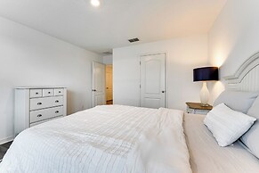 13 Mi to Disney: Davenport Townhome w/ Patio!