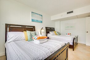 Hollywood Condo w/ Beach Access - Walk to Shore!