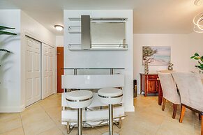 Hollywood Condo w/ Beach Access - Walk to Shore!