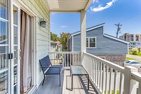 Walk to Seaside: North Myrtle Beach Gem w/ Views!