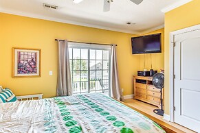 Walk to Seaside: North Myrtle Beach Gem w/ Views!