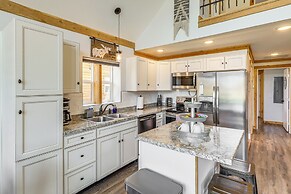 Mountain-view Red Lodge Home - 10 Mi to Skiing!