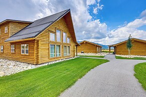 Mountain-view Red Lodge Home - 10 Mi to Skiing!