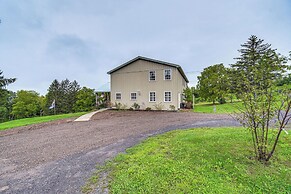 Seneca Lake Retreat w/ Deck - Walk to Wineries!