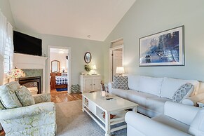 Seneca Lake Retreat w/ Deck - Walk to Wineries!