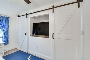 Seneca Lake Retreat w/ Deck - Walk to Wineries!