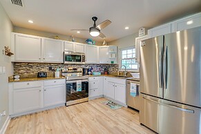 Retreat Near River & Marinas in Cape Coral