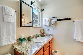 Downtown Cody Getaway - Near Buffalo Bill Center!