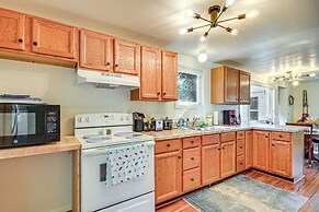 Downtown Cody Getaway - Near Buffalo Bill Center!