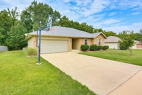Springfield Area Home ~ 12 Mi to Downtown!