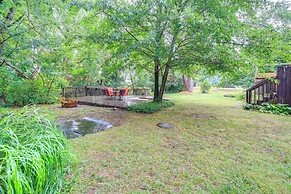 Charming Damascus Retreat w/ Deck & Creek Views!