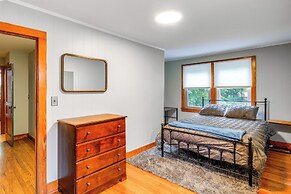 Charming Damascus Retreat w/ Deck & Creek Views!