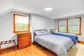 Charming Damascus Retreat w/ Deck & Creek Views!